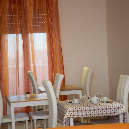 B&B Miramare Suite Tarento Exterior foto