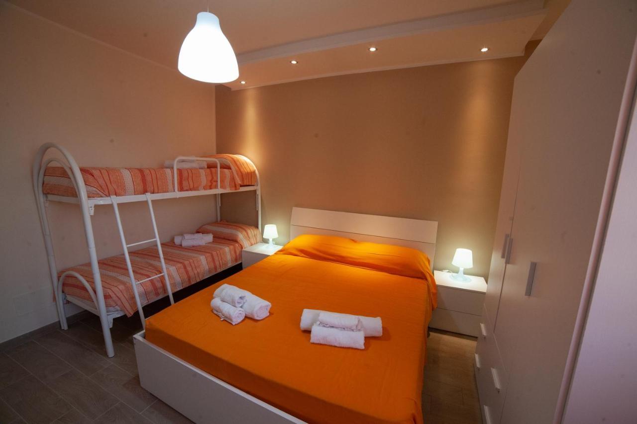 B&B Miramare Suite Tarento Exterior foto