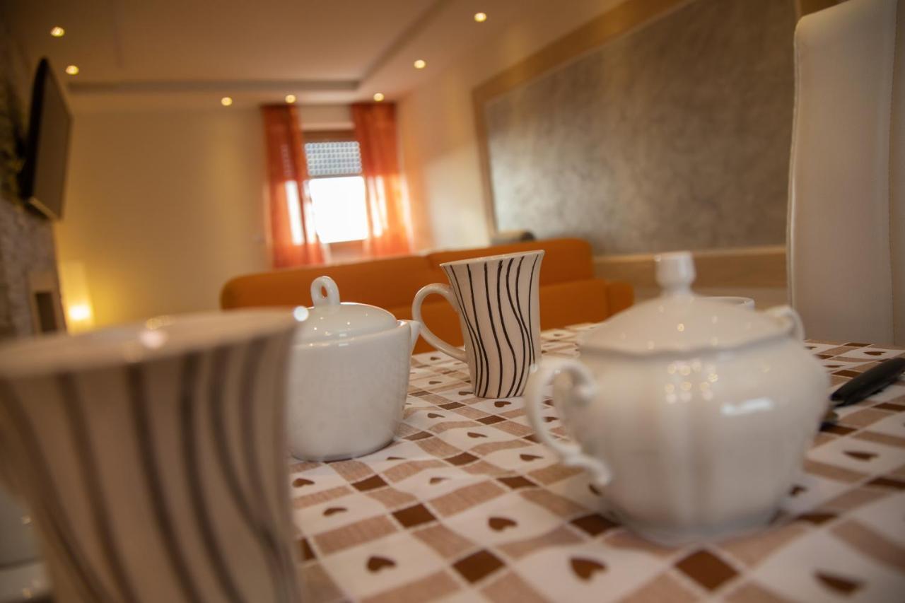 B&B Miramare Suite Tarento Exterior foto