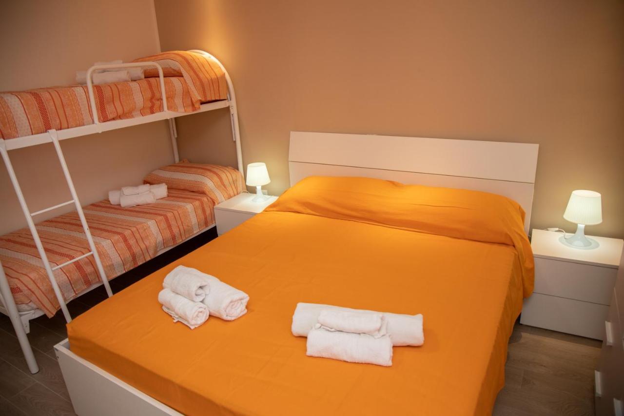 B&B Miramare Suite Tarento Exterior foto